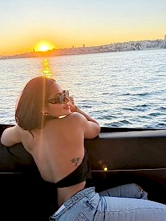 Golden hours on the Bosphorus — where time stands still. 🌅 #goldencitytours #bosphorussunsetcruise #private #teknekiralama #yatkiralama #boğazturu #evlilikteklifi #parti #istanbulyat #istanbul #yüzmeturu #oldtown #bosphorus #travel #yacht #yatkiralamaistanbul #yatturu #yatluxury #mavitur #konaklamalıyat #istanbulyat #yacht #yachtrental #yachtlife #yachtcharter #luxuryyacht #luxurytravel #yachtvacation #yachtlifestyle #boattrip #yachtcharterturkey